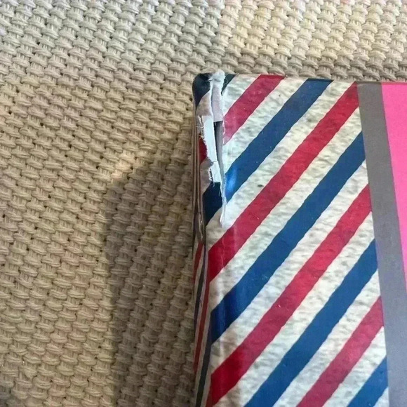 Hello Kitty travel scrapbook, see photos - Picture 3 of 9